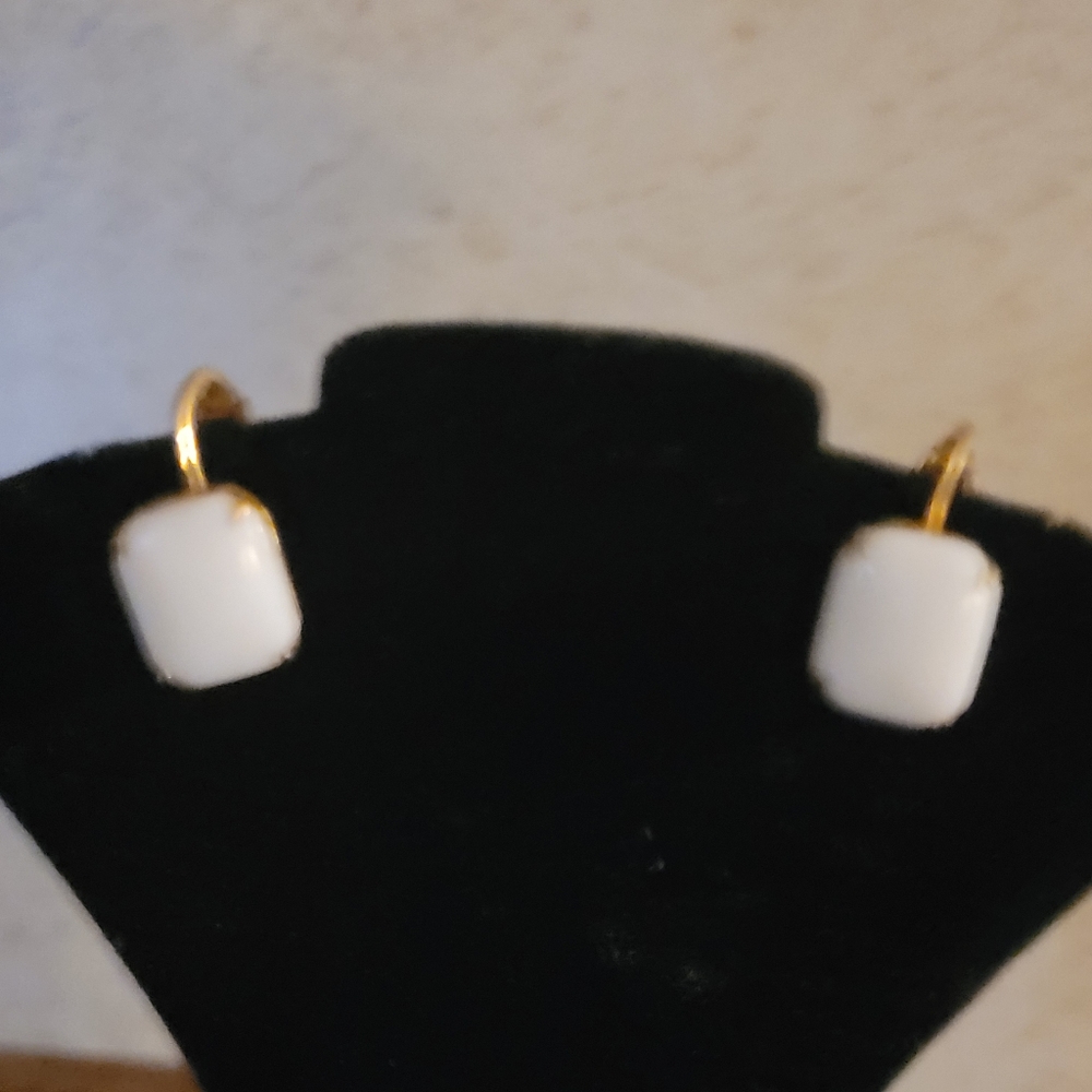 Vintage Miriam Haskell screw back earrings.